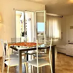 Cimabu Apartman *